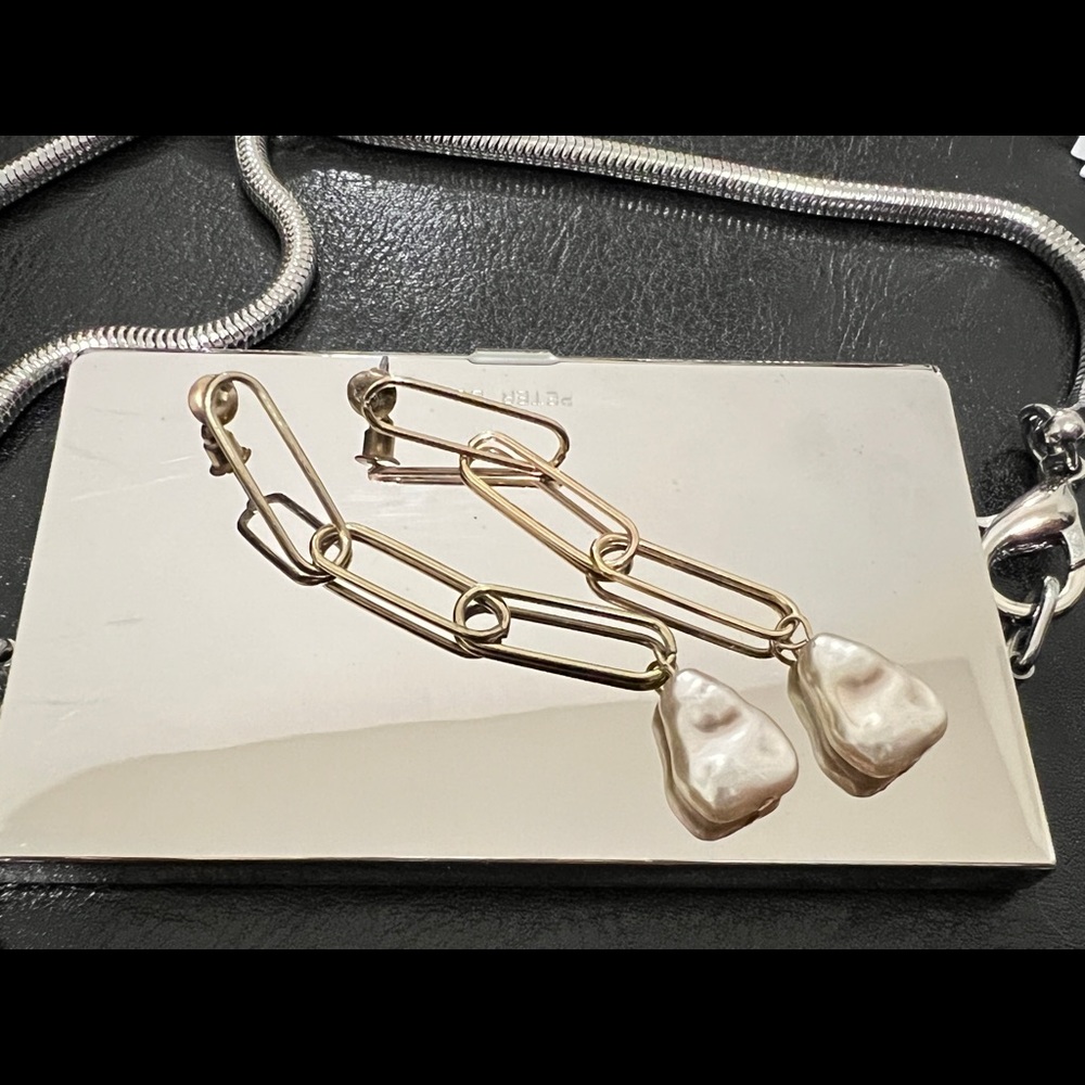 Gold Earrings with pearl Pendant